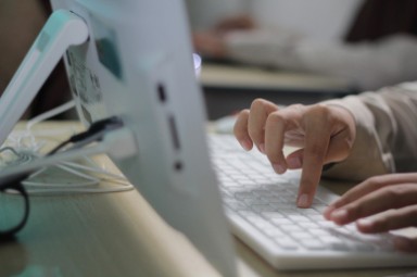 computers en internet bij bibliotheek Zeeuws-Vlaanderen